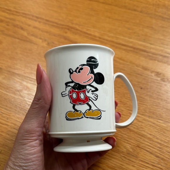 Vintage Disney Mickey Mouse and Minnie Mouse pedestal Mug - Picture 1 of 3